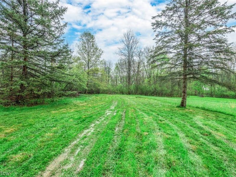 7623 Macedonia Road, Oakwood, OH 44146 Photo 12