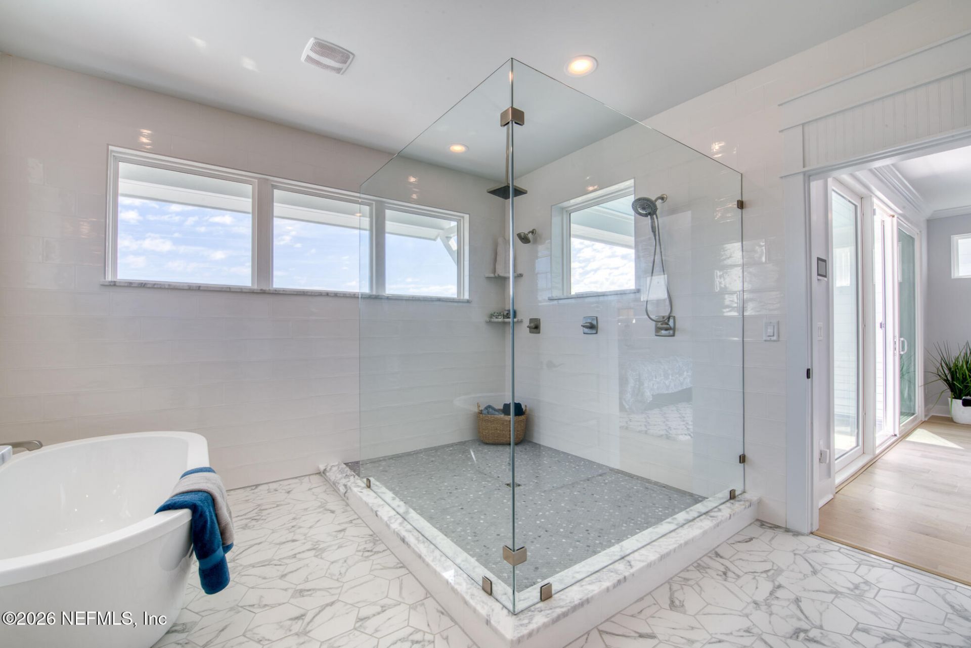 1812 Ocean Drive S, Jacksonville Beach, FL 32250 Photo