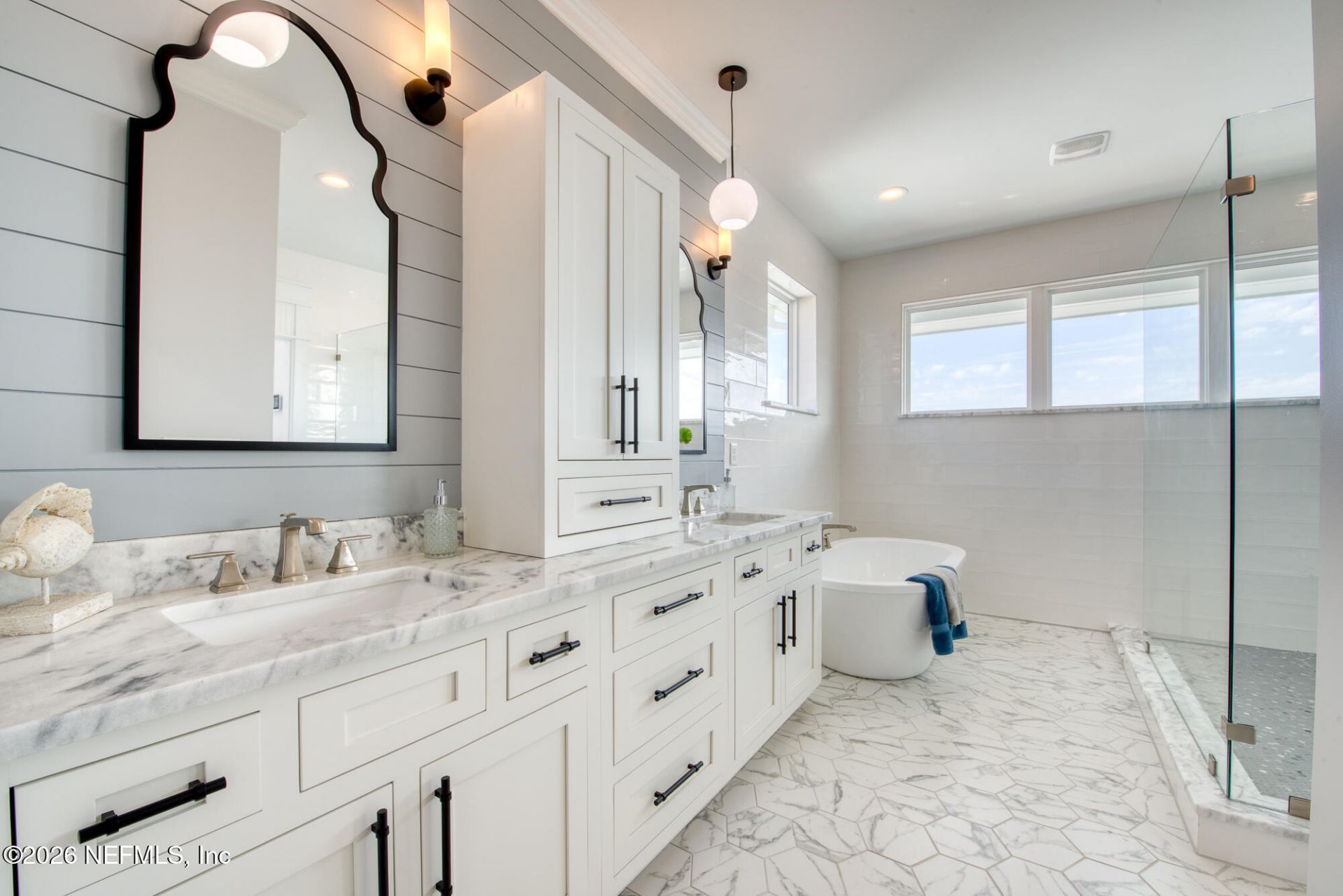 1812 Ocean Drive S, Jacksonville Beach, FL 32250 Photo