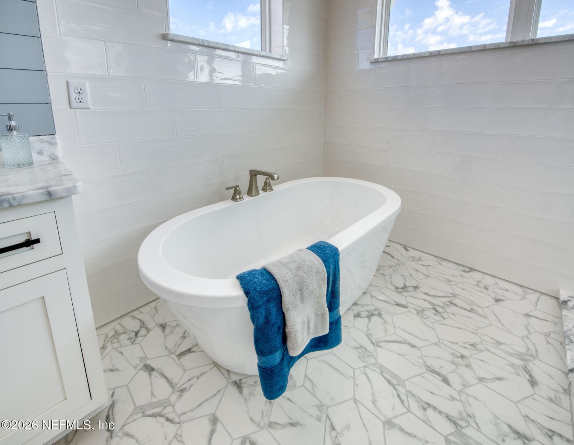 1812 Ocean Drive S, Jacksonville Beach, FL 32250 Photo
