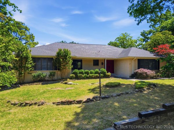 6215 S Hudson Avenue , Tulsa, OK 74136