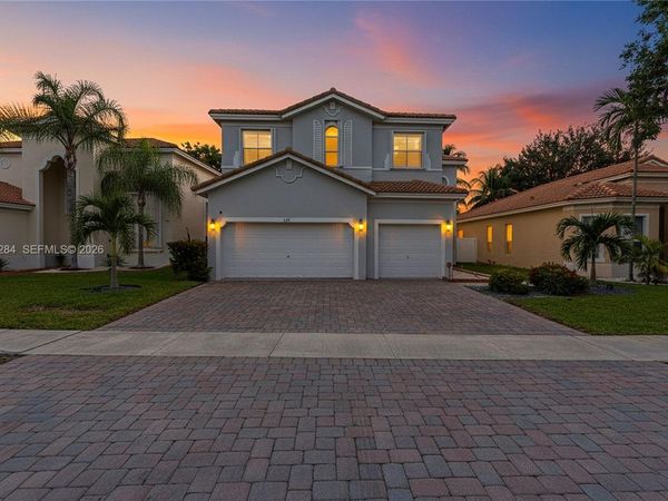 1147 NE 37th Pl , Homestead, FL 33033