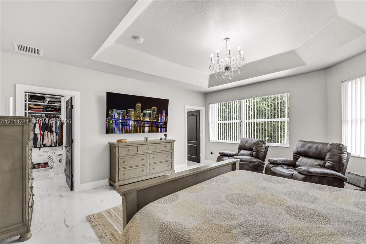 1147 NE 37th Pl , Homestead, FL 33033 Photo