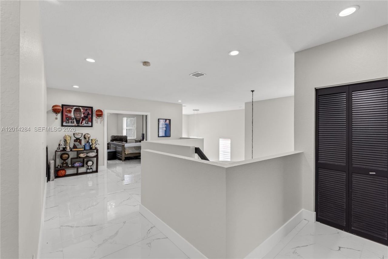 1147 NE 37th Pl , Homestead, FL 33033 Photo