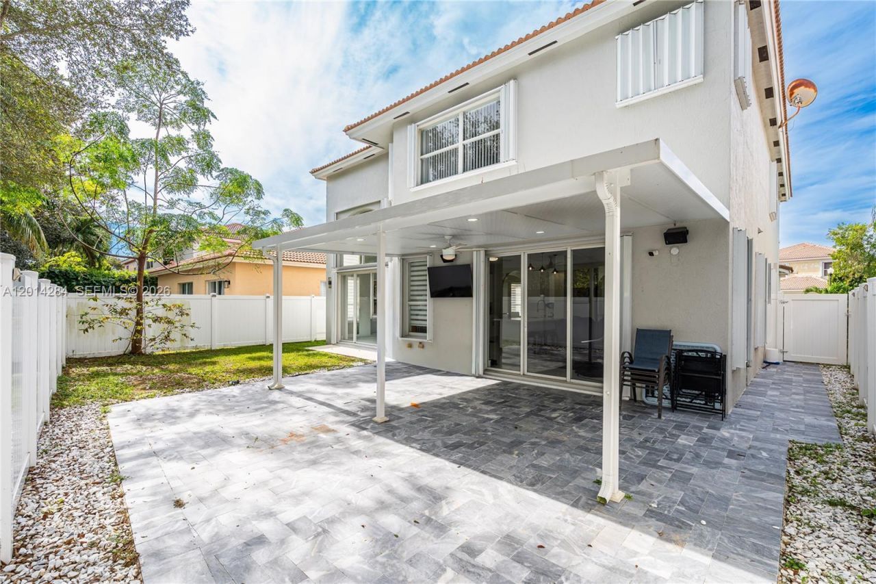 1147 NE 37th Pl , Homestead, FL 33033 Photo