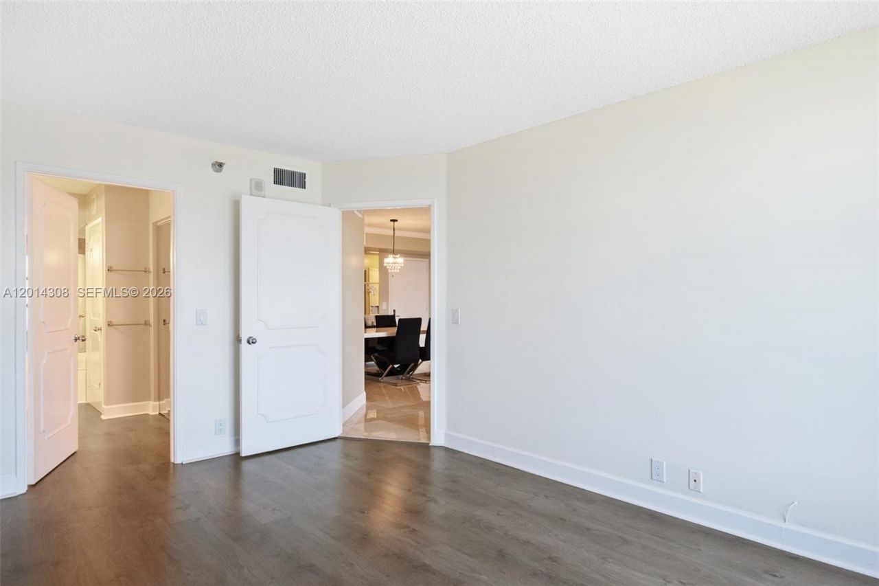 3400 NE 192nd St , Unit 1707, Aventura, FL 33180 Photo