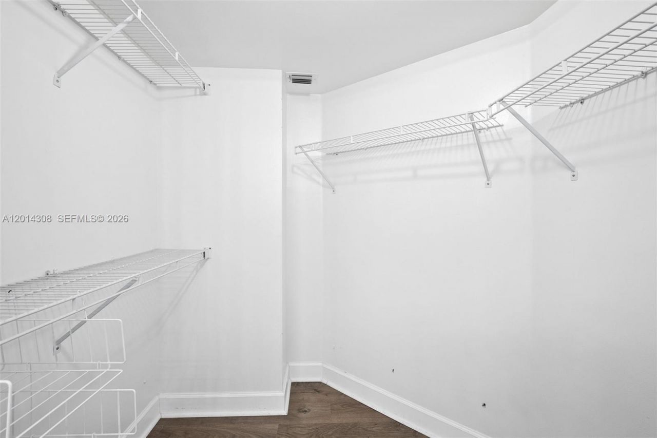 3400 NE 192nd St , Unit 1707, Aventura, FL 33180 Photo