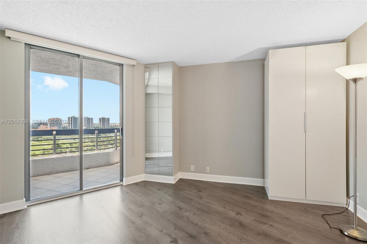 3400 NE 192nd St , Unit 1707, Aventura, FL 33180 Photo