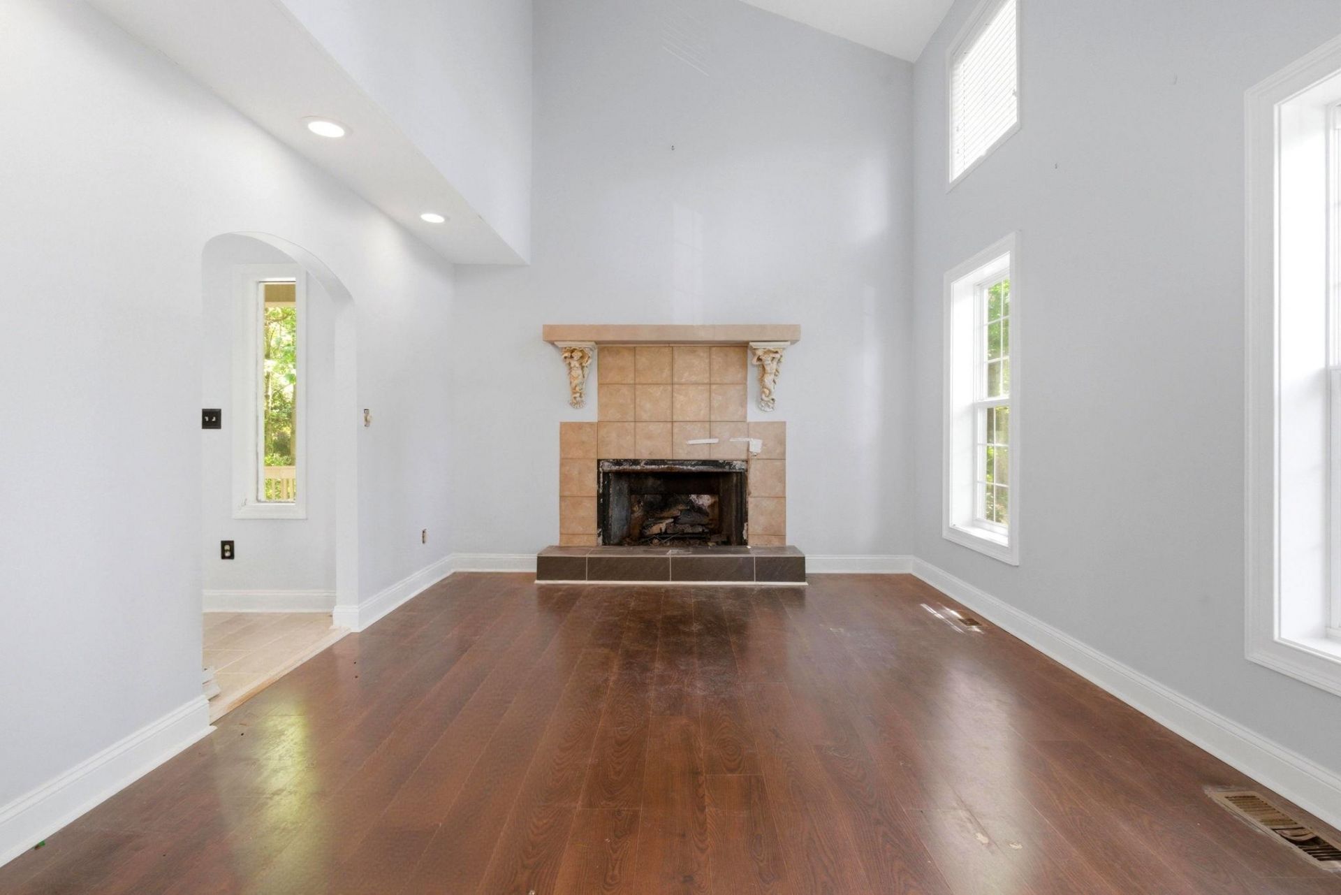 927 Little Creek Rd. Photo 4