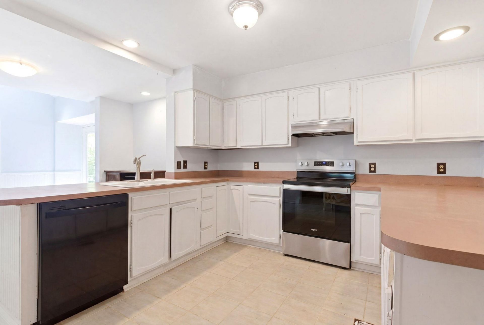 927 Little Creek Rd. Photo 6