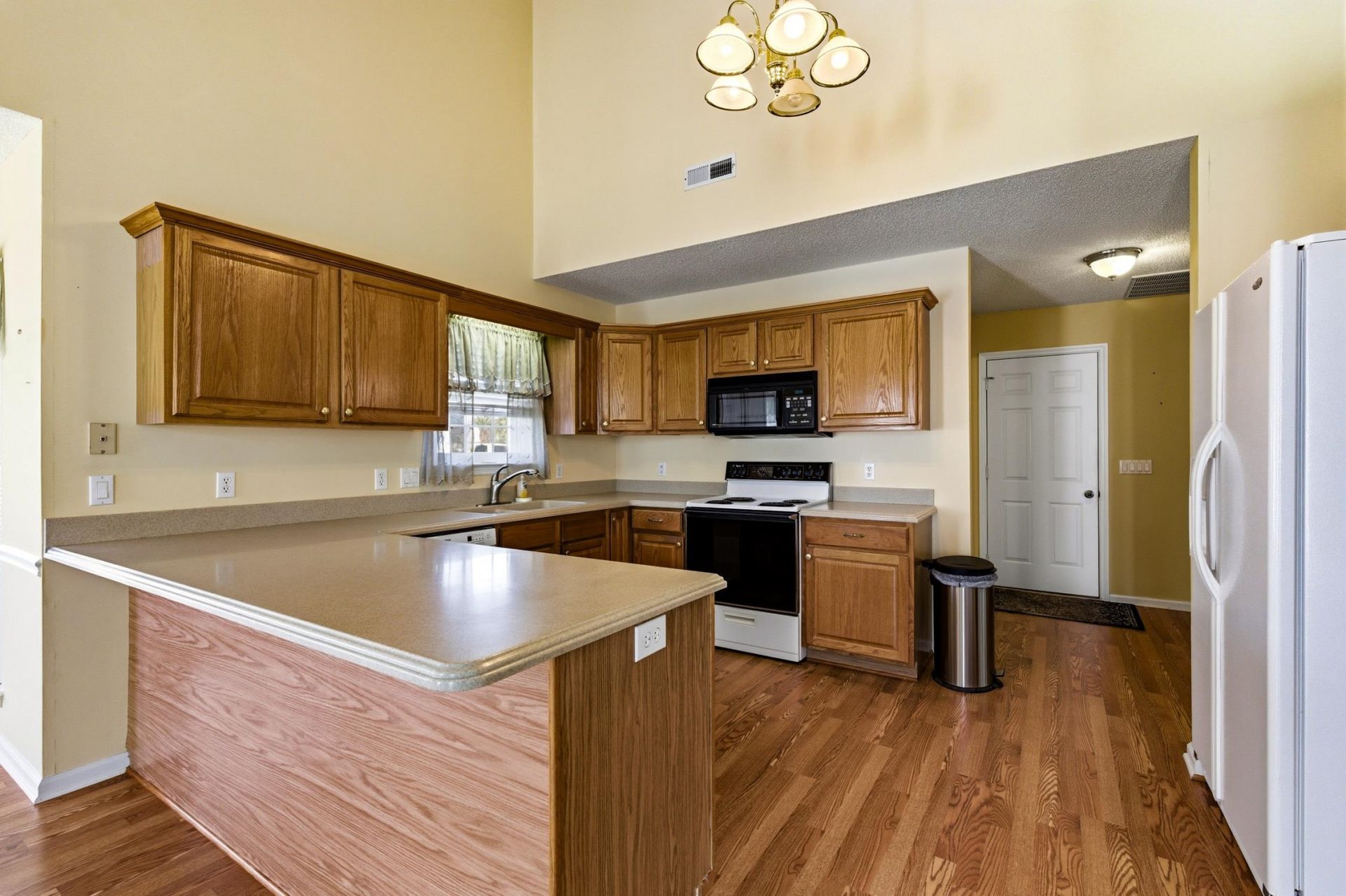 1478 Southwood Dr. Photo 23