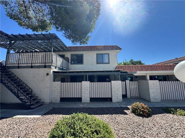 1016 Willow Tree Drive , Unit C, Las Vegas, NV 89128