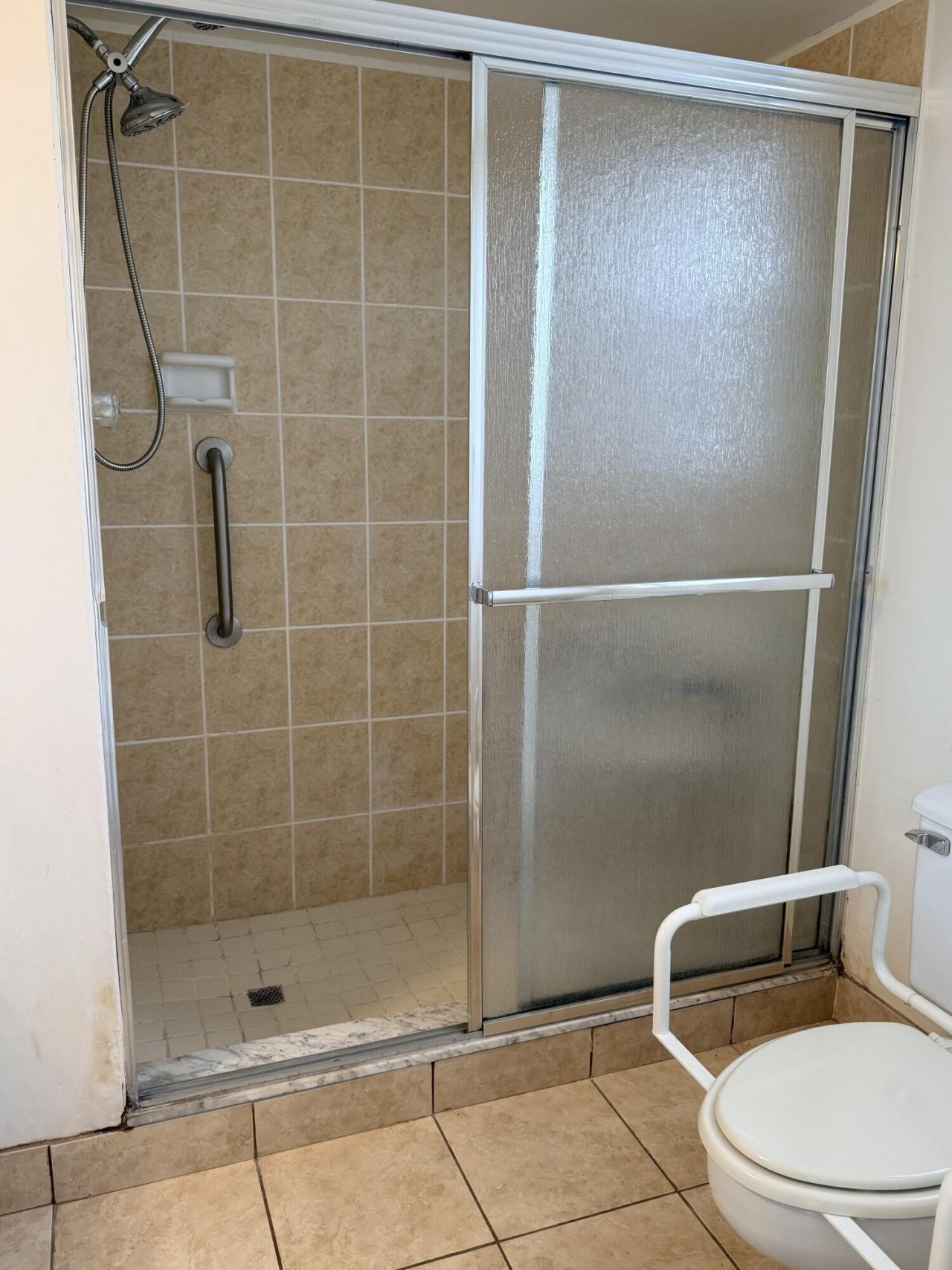 3836 Via Poinciana, Unit 306, Lake Worth, FL 33467 Photo