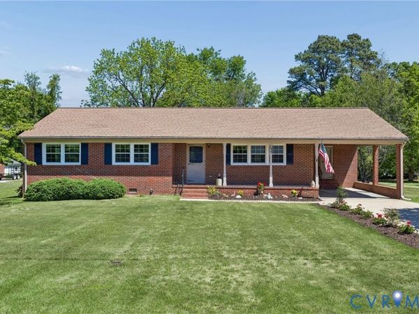 155 Marston Avenue , Urbanna, VA 23175