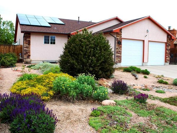 75 Wheatridge Dr, Pueblo, CO 81005