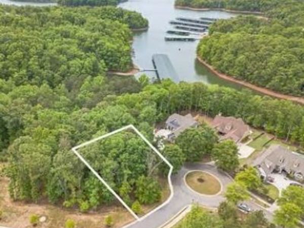 5953 Grand Marina Circle , Gainesville, GA 30506