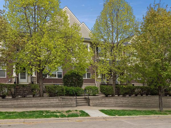 6090 16th Street W, Unit 904, Saint Louis Park, MN 55416