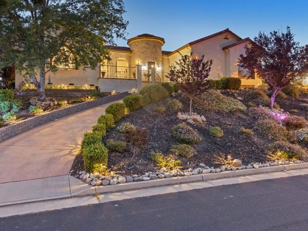 640 Lakeridge Dr, Auburn, CA 95603