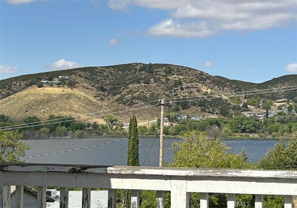 15134 Barcroft, Lake Elizabeth, CA 93532 Main Photo