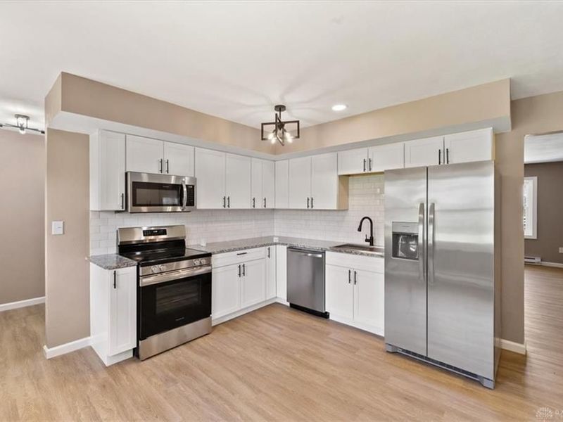 718 Lynwood Court, Union City, OH 45390 Photo 14