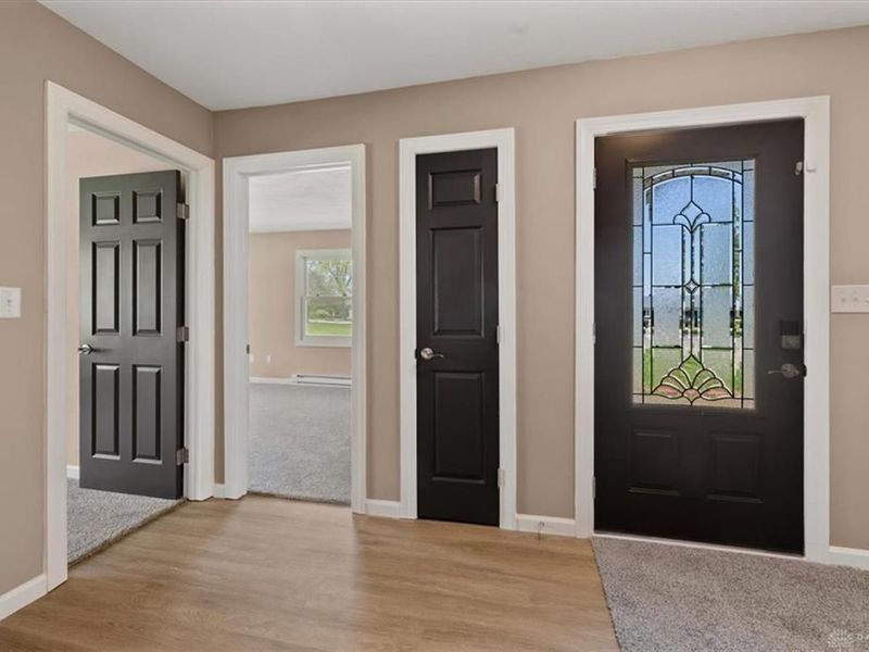 718 Lynwood Court, Union City, OH 45390 Photo 7