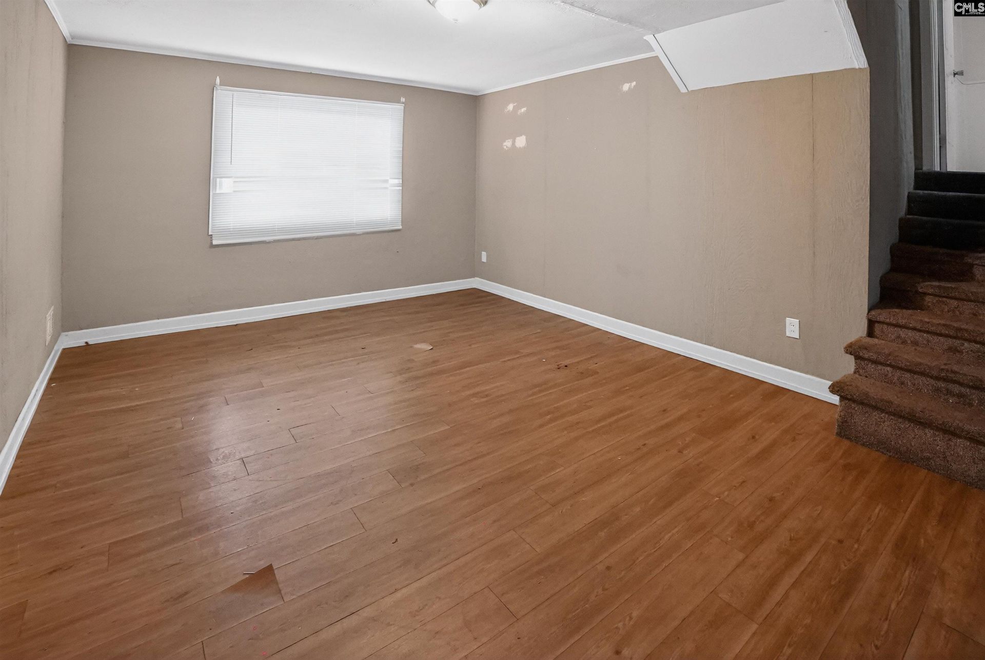 615 Pine Creek Drive  Photo 14