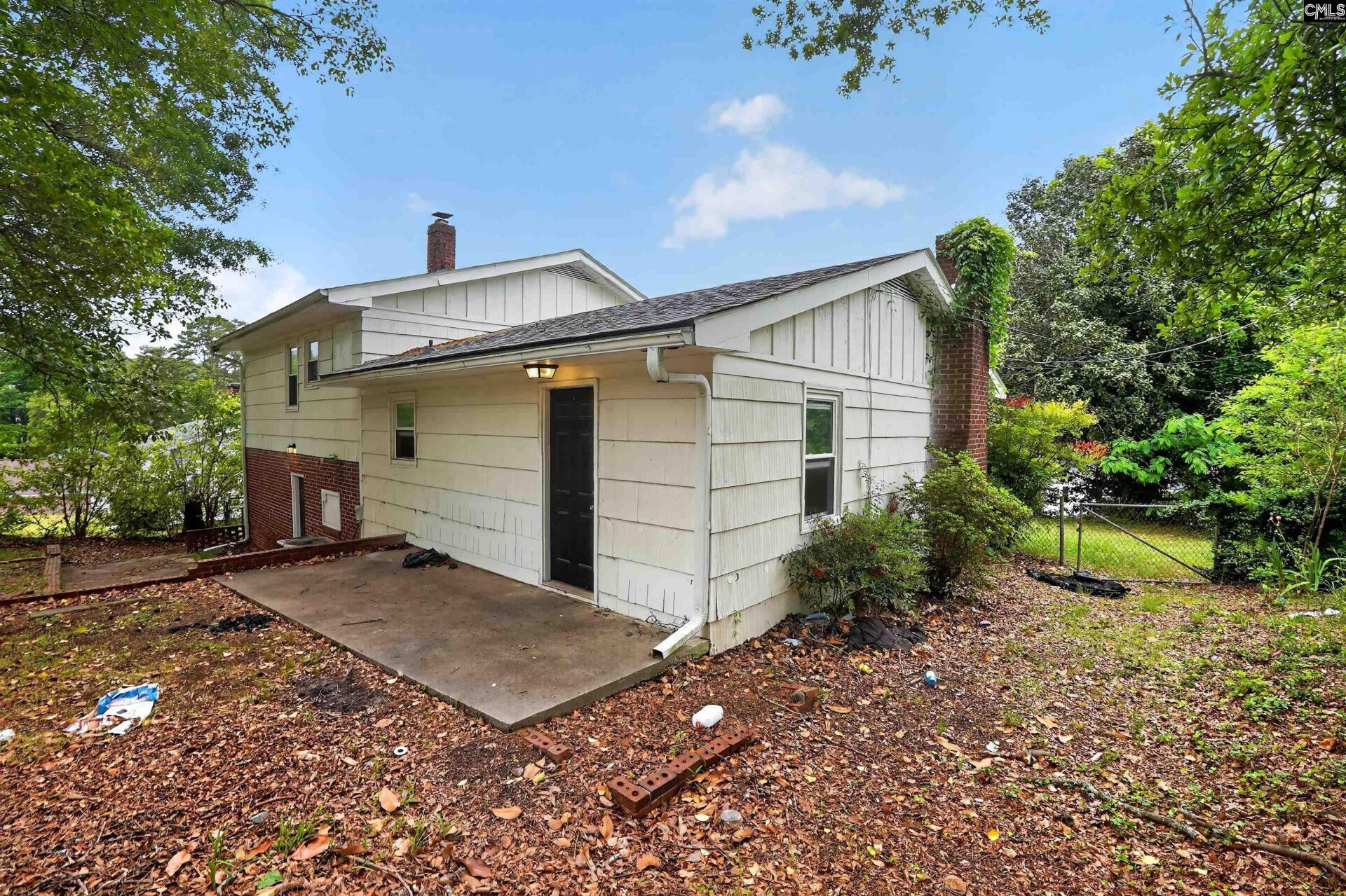 615 Pine Creek Drive  Photo 4