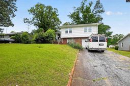 615 Pine Creek Drive  photo 4