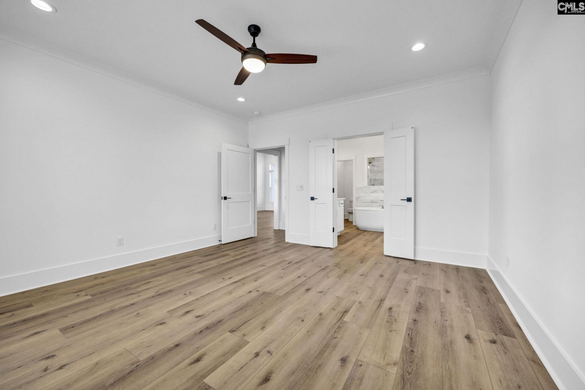 272 Breakwater Drive  Photo 23