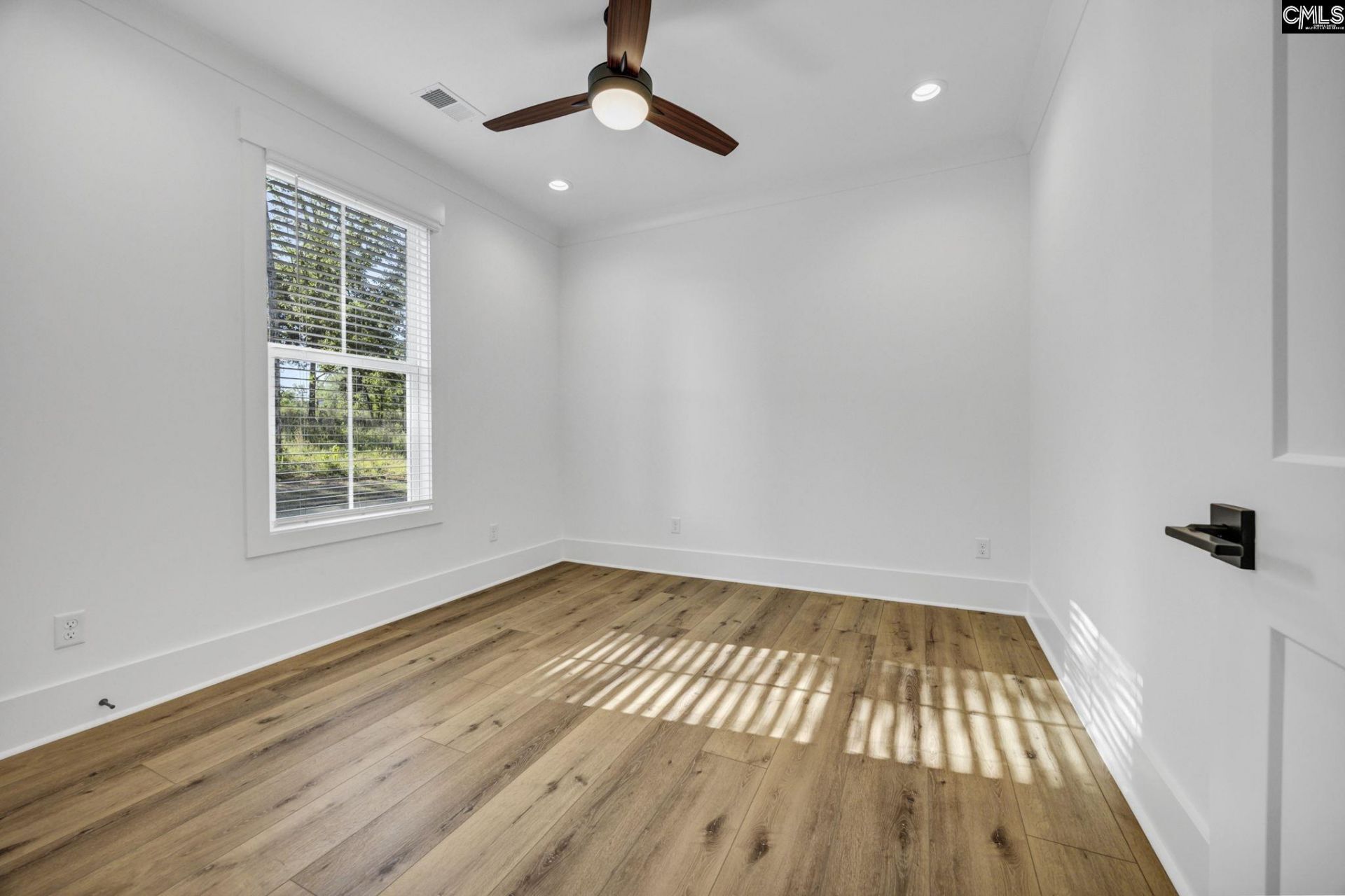 272 Breakwater Drive  Photo 31