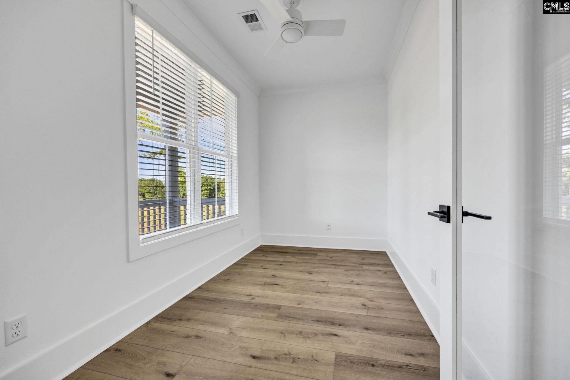 272 Breakwater Drive  Photo 7