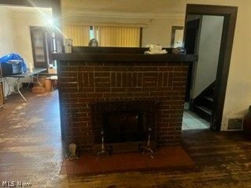987 E 129th Street, Cleveland, OH 44108 Photo 5