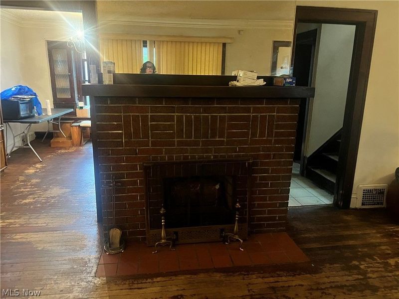 987 E 129th Street, Cleveland, OH 44108 Photo 6