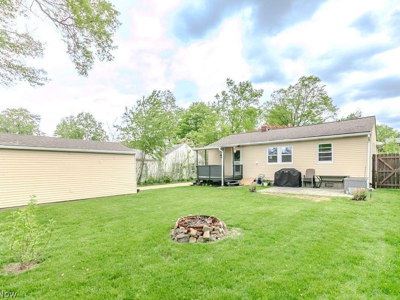 7444 Rockingham Road, Mentor, OH 44060 Photo 25