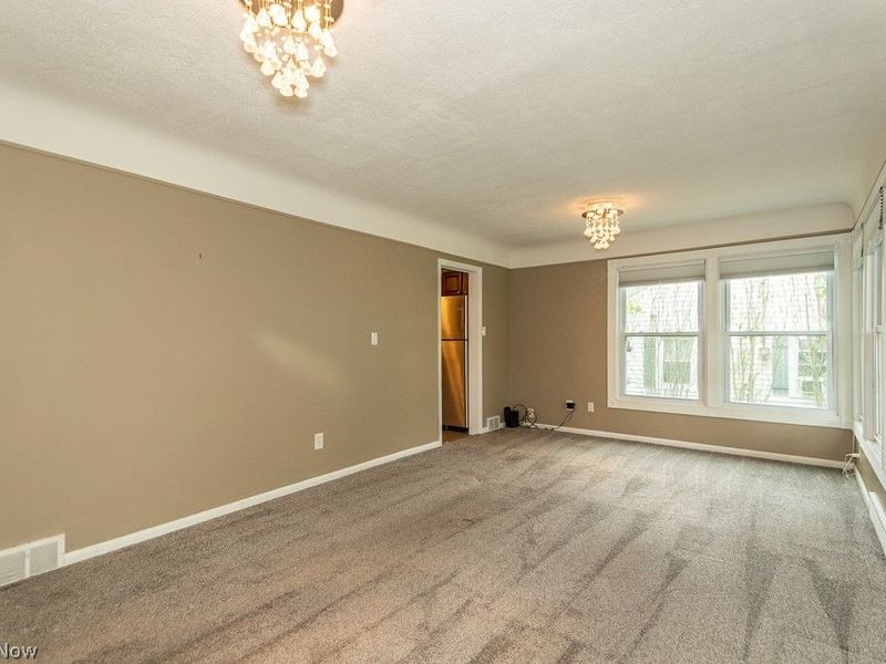 7444 Rockingham Road, Mentor, OH 44060 Photo 3