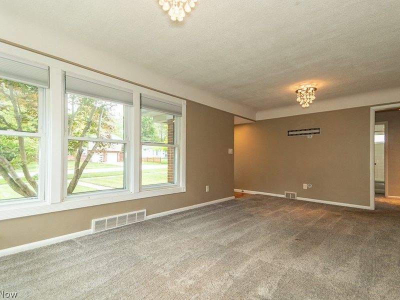 7444 Rockingham Road, Mentor, OH 44060 Photo 5