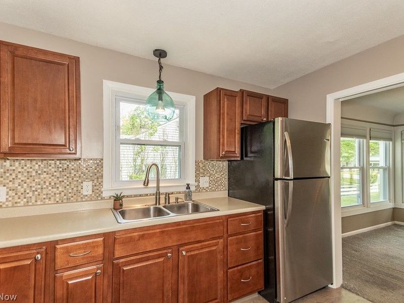 7444 Rockingham Road, Mentor, OH 44060 Photo 8