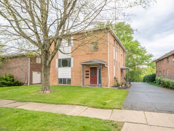 1753-1757 Cromwell Drive , Akron, OH 44313