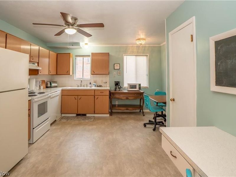 1753-1757 Cromwell Drive, Akron, OH 44313 Photo 14