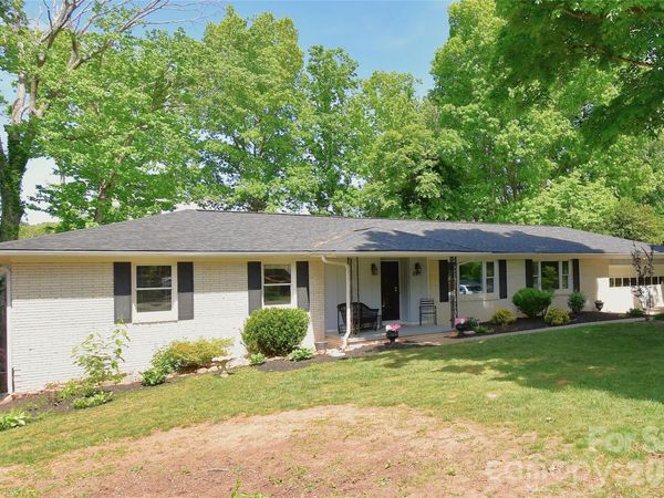 88 Botany Drive , Asheville, NC 28805