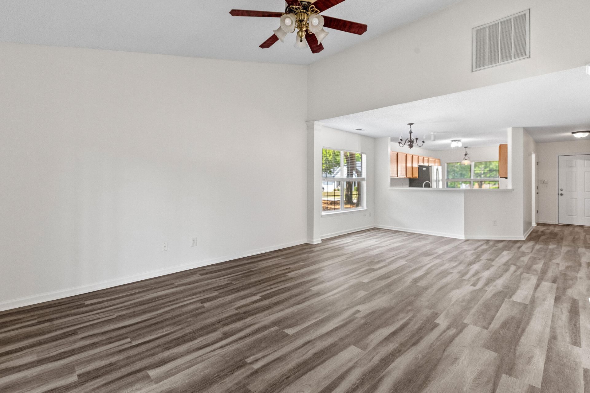 7316 Stoney Moss Way Photo 7