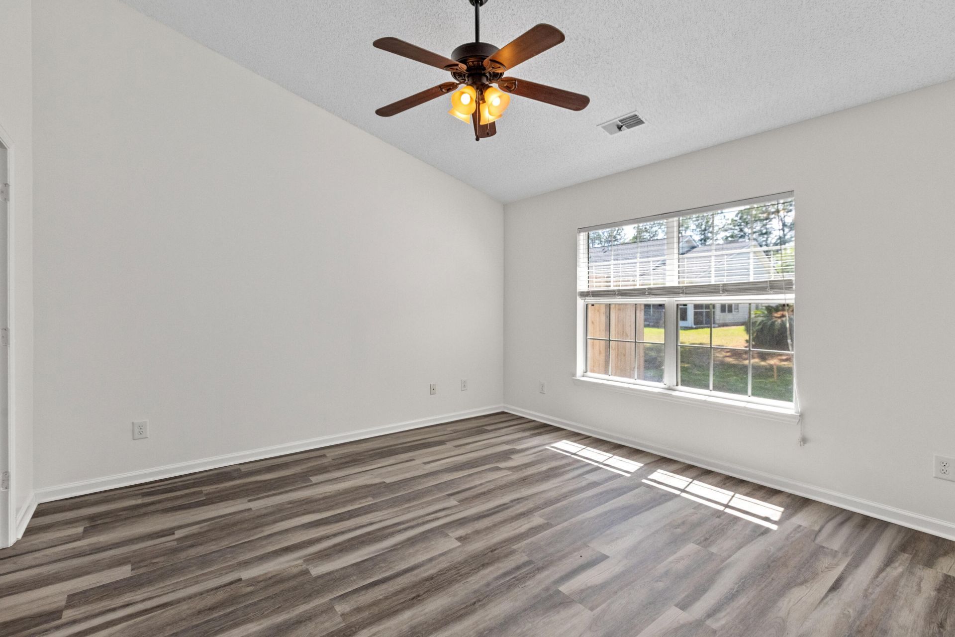 7316 Stoney Moss Way Photo 9