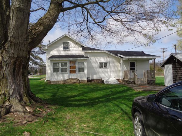 6020 Skuse Road, Osseo, MI 49266