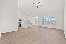 944 Woodside Dr. photo 4