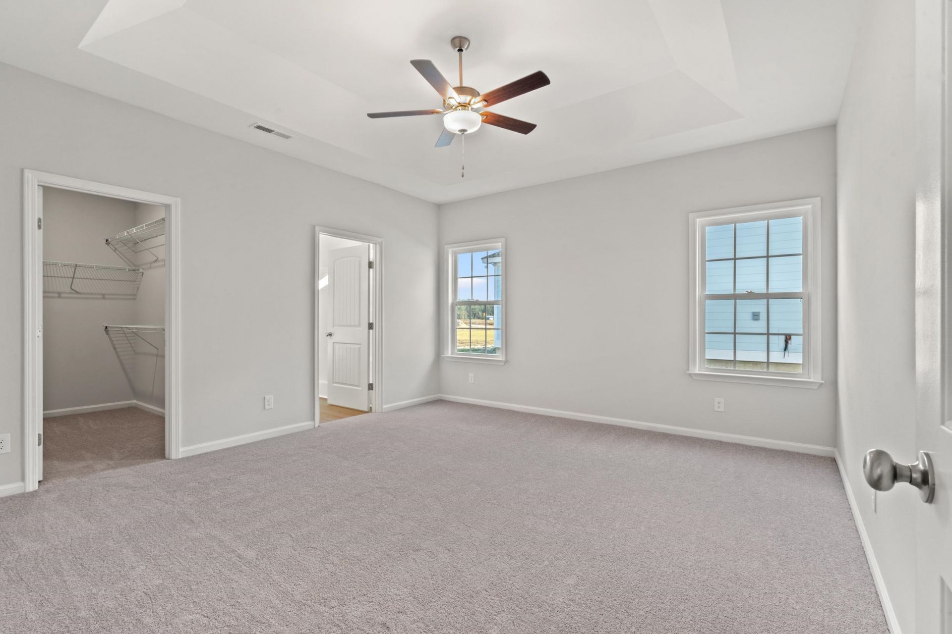 944 Woodside Dr. Photo 8
