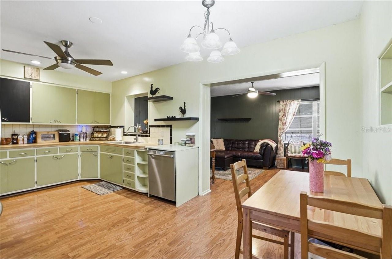 304 42nd Street W, Bradenton, FL 34209 Photo