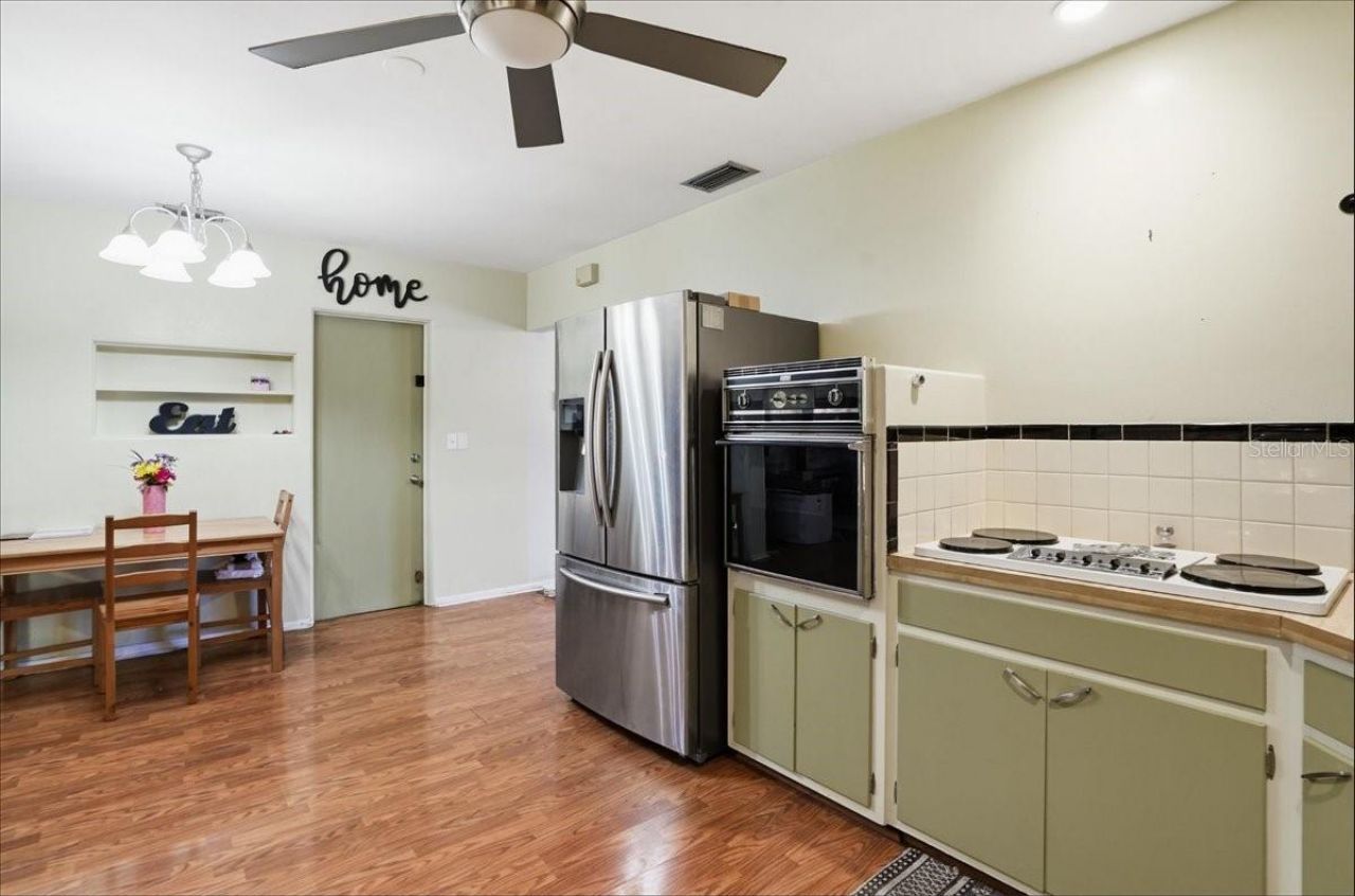 304 42nd Street W, Bradenton, FL 34209 Photo