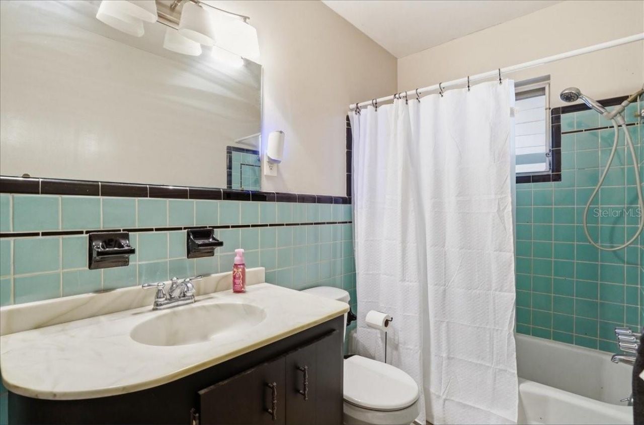 304 42nd Street W, Bradenton, FL 34209 Photo