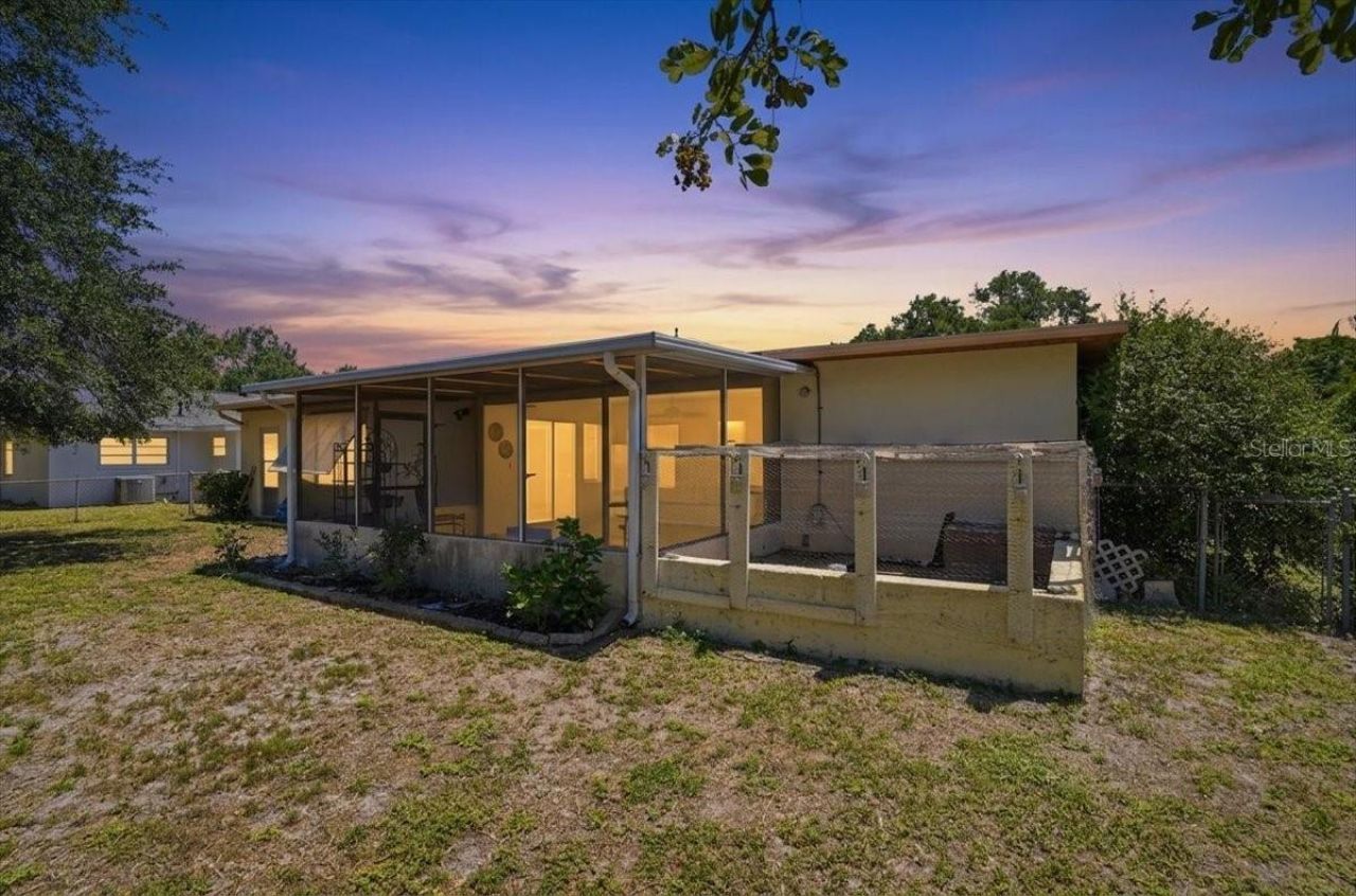 304 42nd Street W, Bradenton, FL 34209 Photo