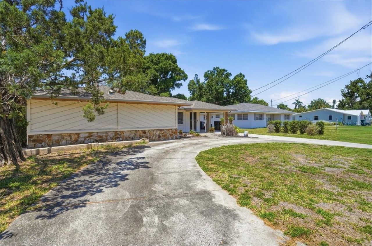 304 42nd Street W, Bradenton, FL 34209 Photo